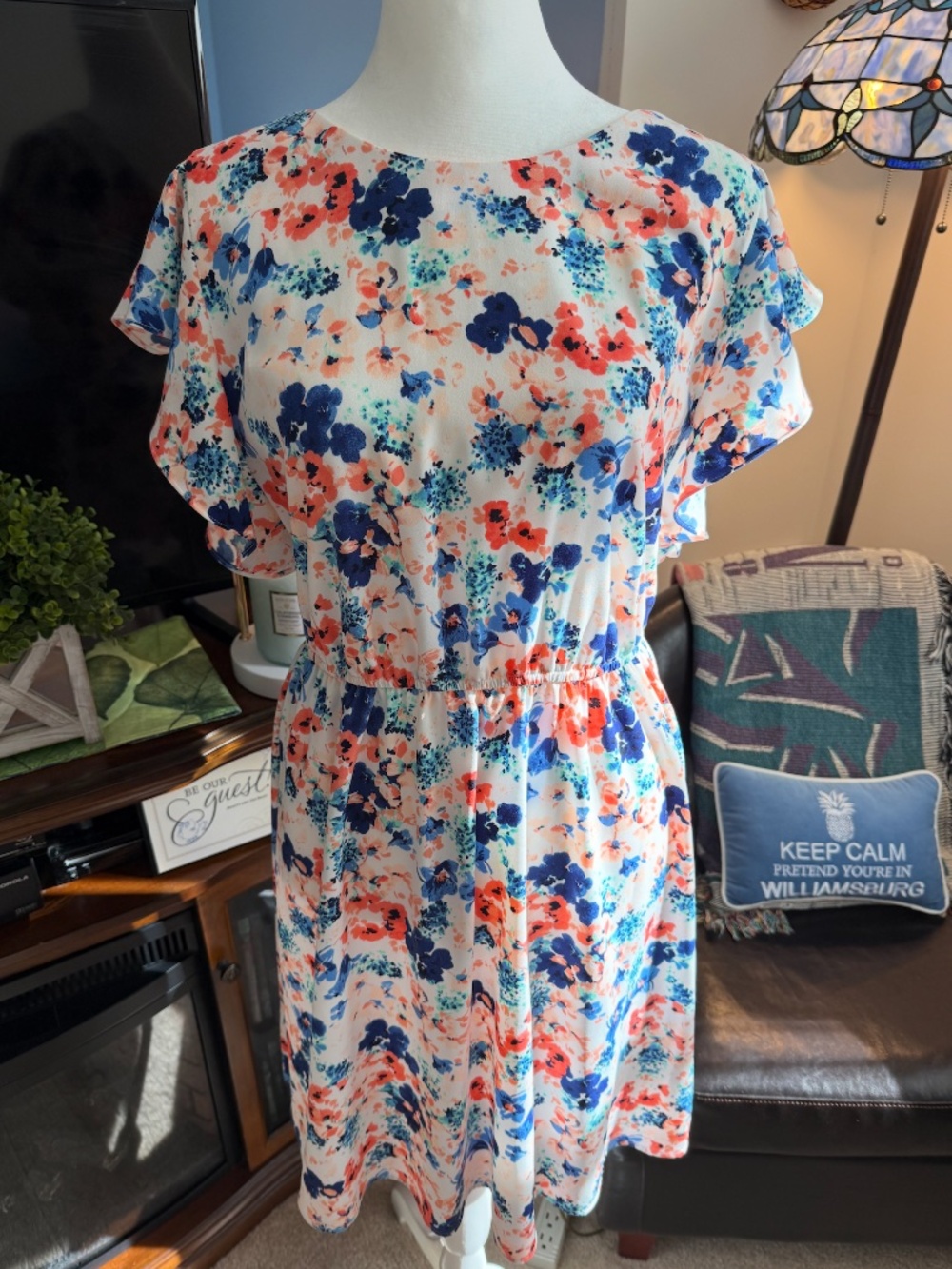 Merona White with Floral Pattern Ruffled Sleeve Dress Women's M